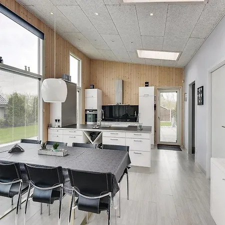 Two-bedroom Holiday In *