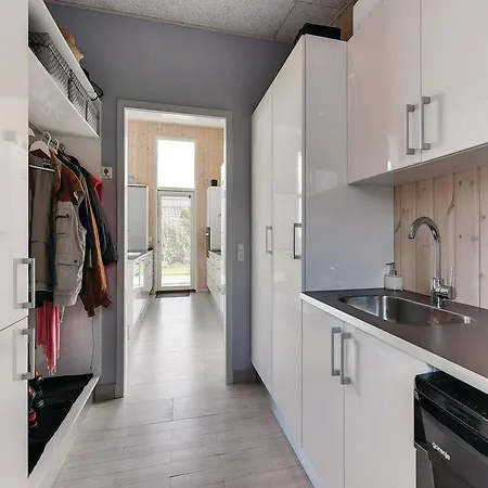 Tatil Evi Two-bedroom Holiday In Frorup