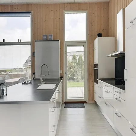 Two-bedroom Holiday In * Frorup